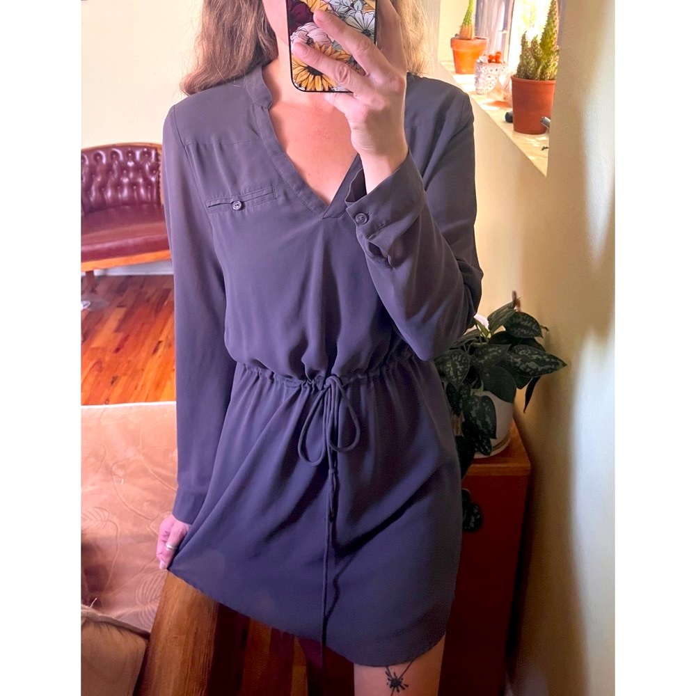 Naked Zebra Gray Dress w/Tie at Waist Size Medium